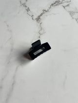 Mini Hera Hairclip | Black