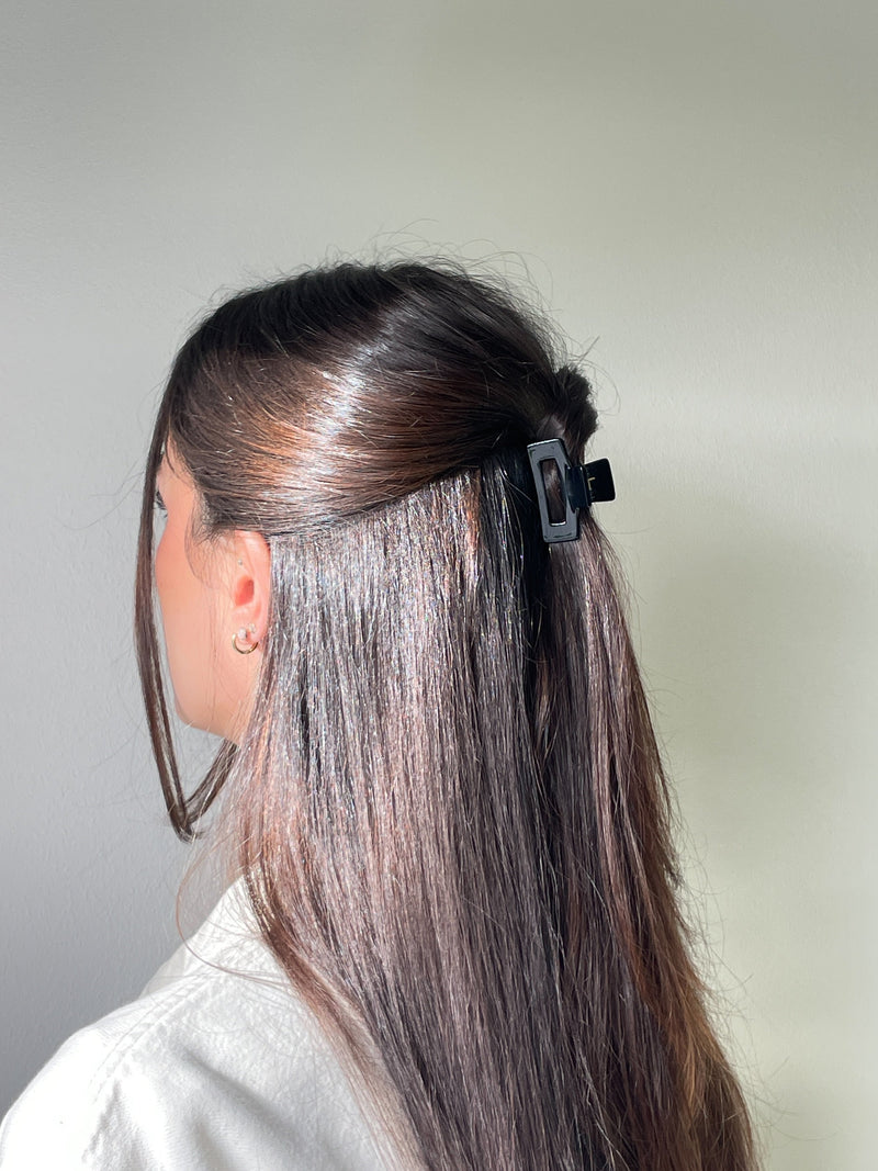 Mini Hera Hairclip | Black