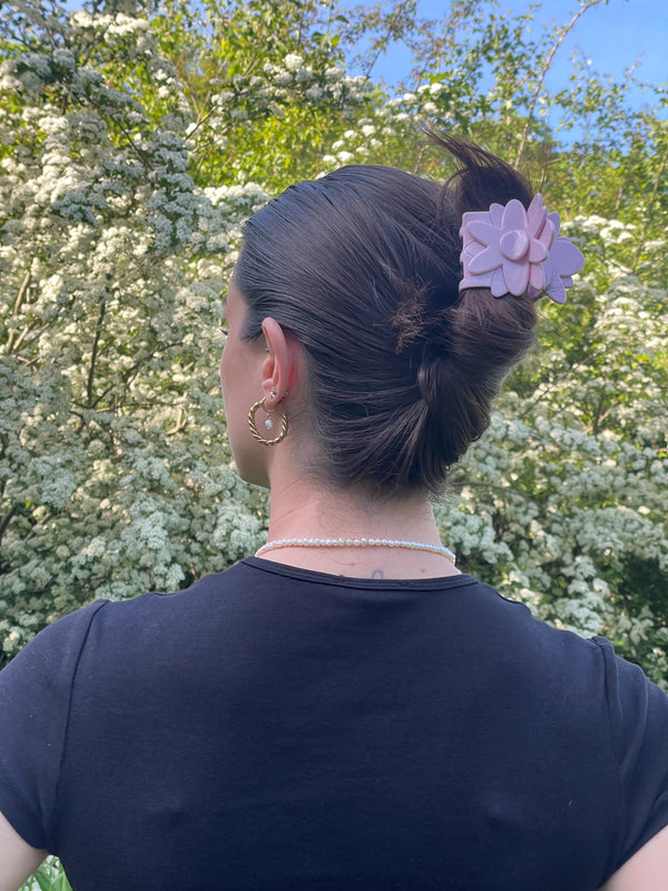 Floral Clip
