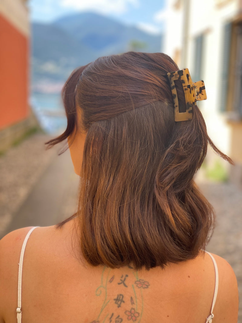 Hera Hairclip | Beige tortoise