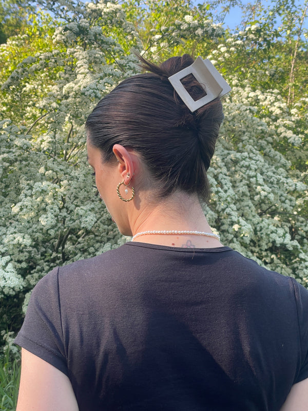 Artemis Hairclip | Ivory